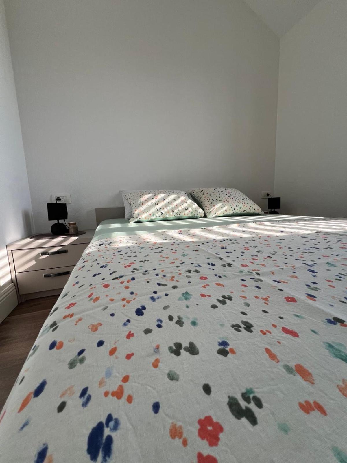 Casa Del Sole Lux Appartement Kotor Buitenkant foto